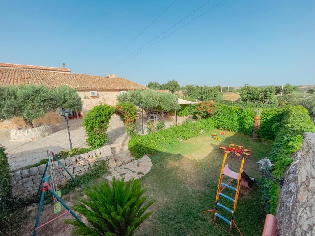 Agriturismo Al Casale Доннафугата Экстерьер фото