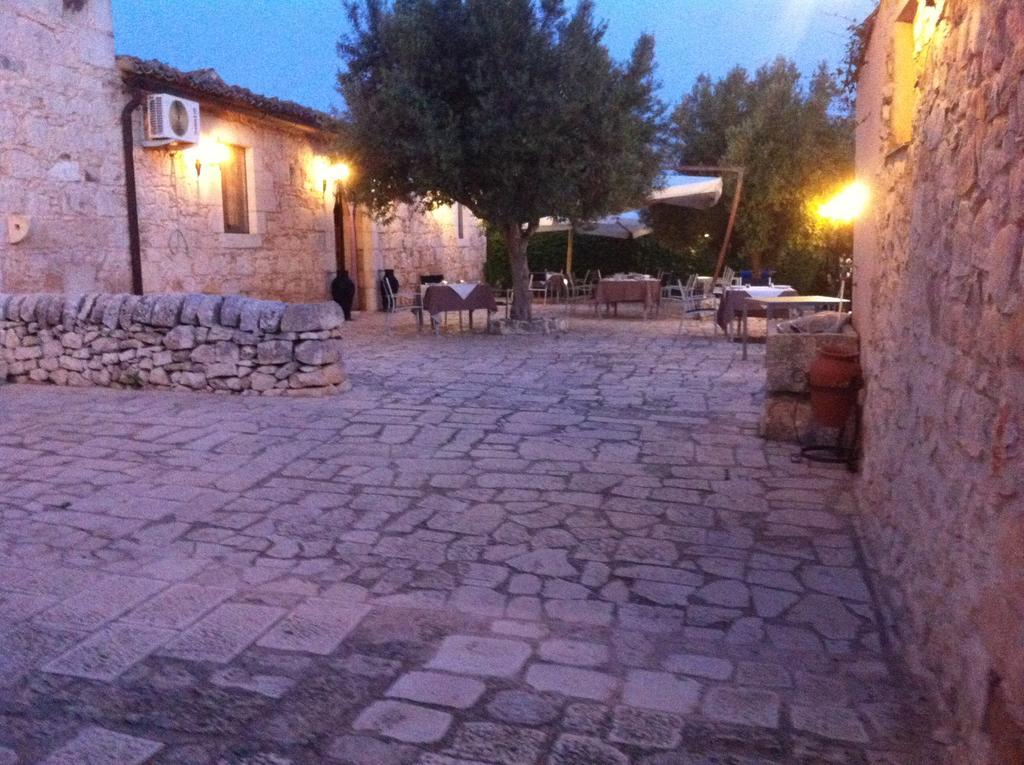 Agriturismo Al Casale Доннафугата Экстерьер фото