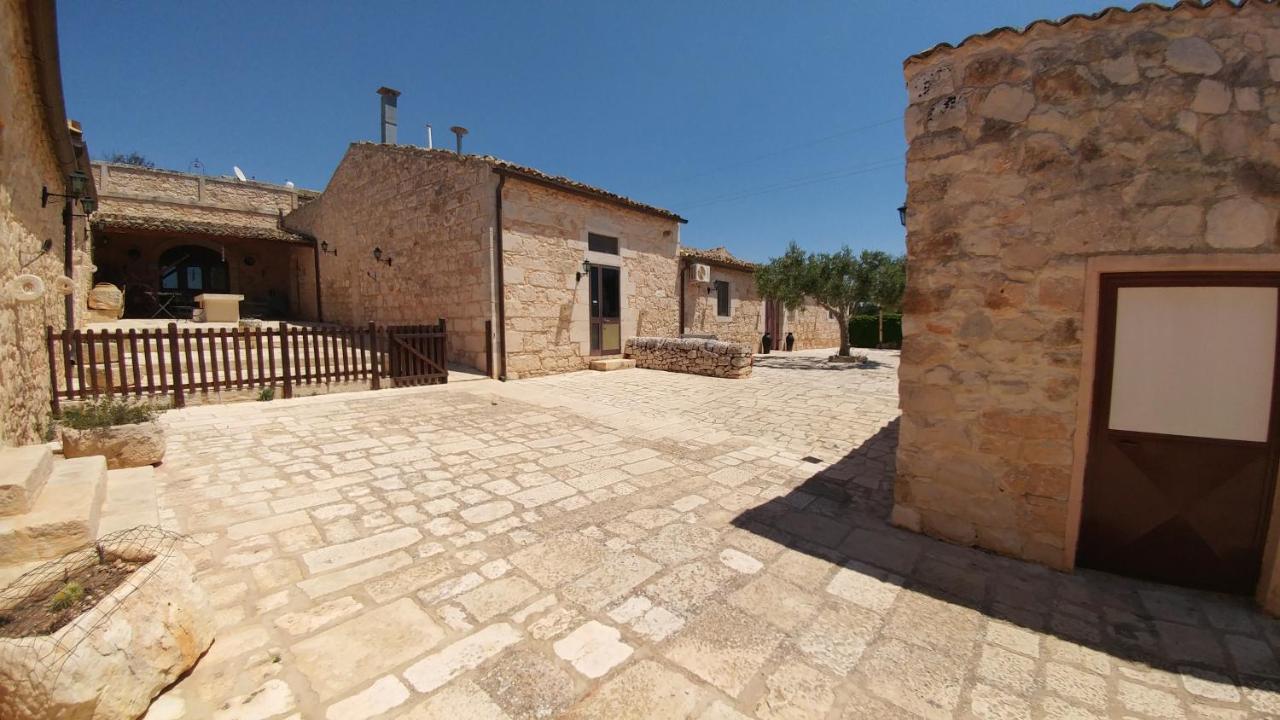 Agriturismo Al Casale Доннафугата Экстерьер фото